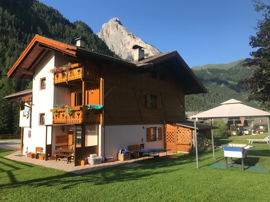 Foto esterno Appartamenti Cèsa Mandi e Miky