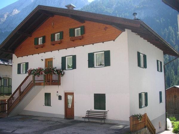 Foto estiva di presentazione Dantone Giorgio - Appartamento 4 genziane