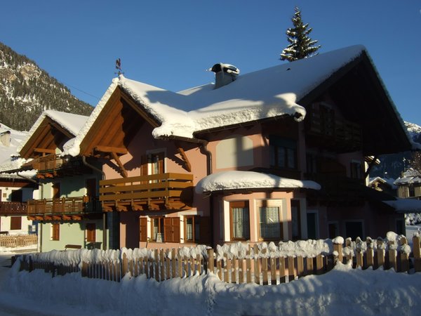 Foto esterno in inverno Villa Bernard