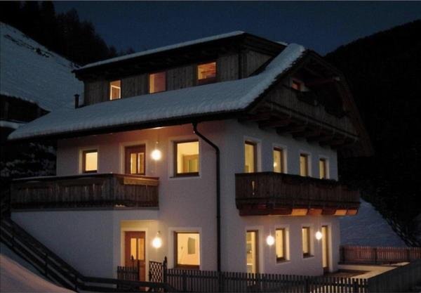 Winter Präsentationsbild Ferienhaus Mountain Lodge