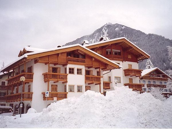 Foto invernale di presentazione Casa Elisa - Appartamenti 3 genziane