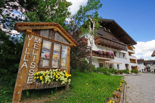 Foto esterno in estate Alpin Relais b&b Villa Melisse