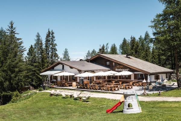 Foto esterno Rifugio Ütia Nagler
