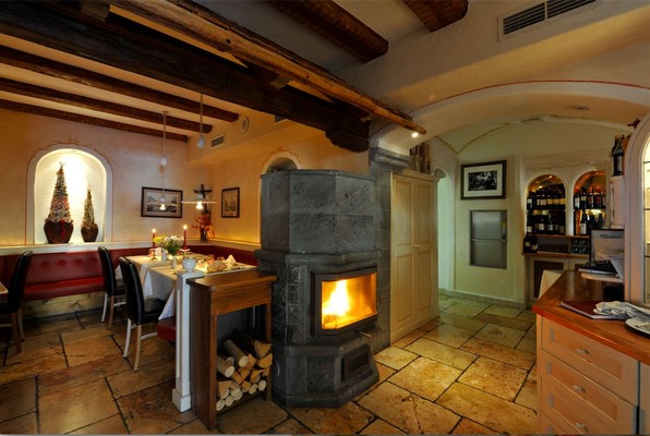 The restaurant San Vigilio / St. Vigil Tabarel