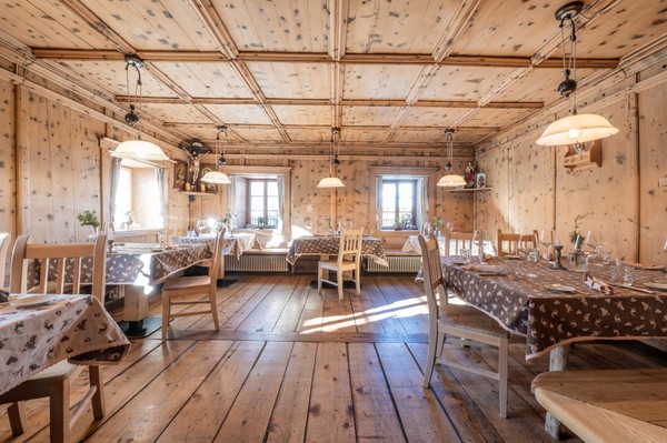 Il ristorante San Vigilio Tlò Plazores - rustic cuisine