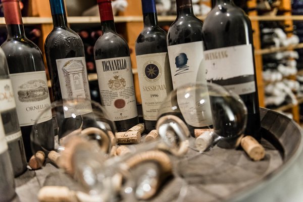 La cantina dei vini Valdaora di Mezzo (Valdaora) Am Park