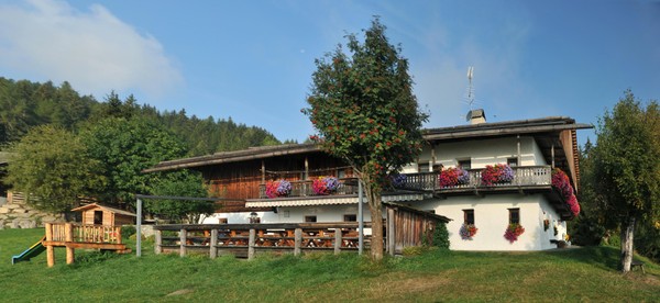 Photo exteriors Restaurant Waldealm