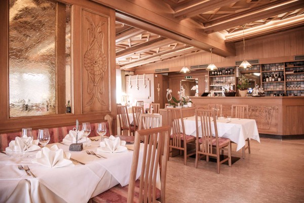 The restaurant Falzes / Pfalzen Winkler