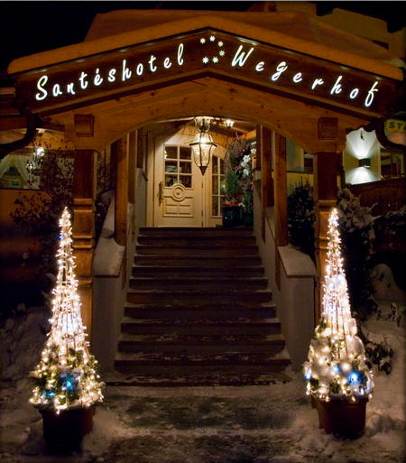 Foto esterno in inverno Santeshotel Wegerhof