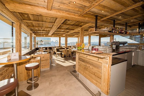 Photo of the bar Mountain hut Corones