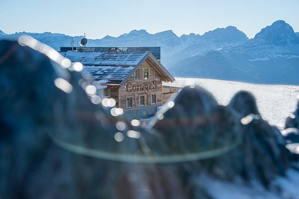 Photo exteriors in winter Corones