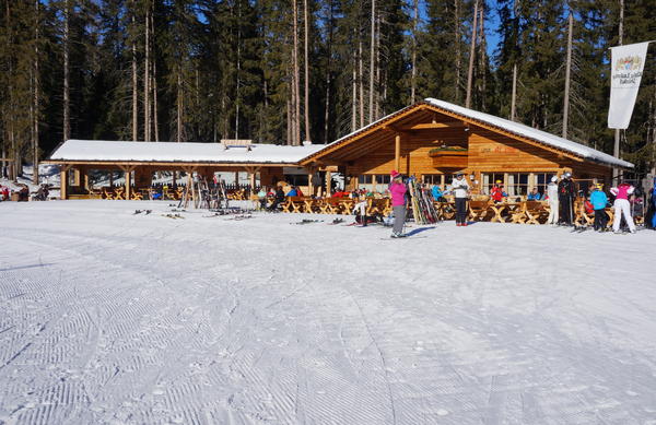 Photo exteriors in winter Ütia Al Cir
