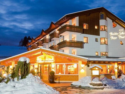 Photo exteriors Restaurant Pinei