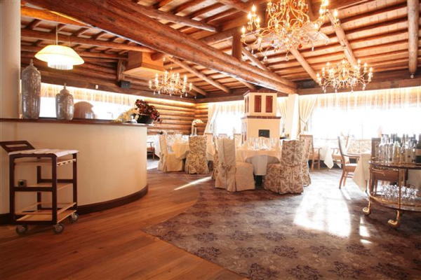 Das Restaurant Wolkenstein L'Medel
