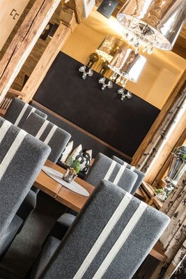 Restaurant Pizzeria Hofer's Braustube - Maciaconi Wolkenstein