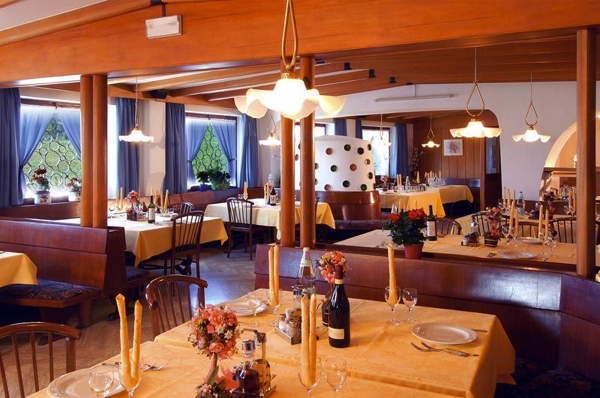 Il ristorante Alpe di Siusi Piccolo Hotel Sciliar