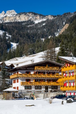 Photo exteriors Majon Vajolet - Apartments Luisa