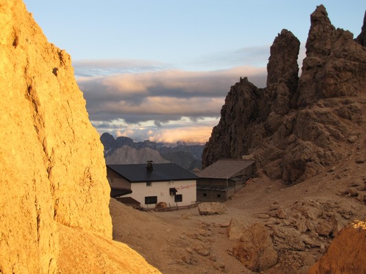 Position Mountain hut Toni Demetz Selva Gardena / Wolkenstein