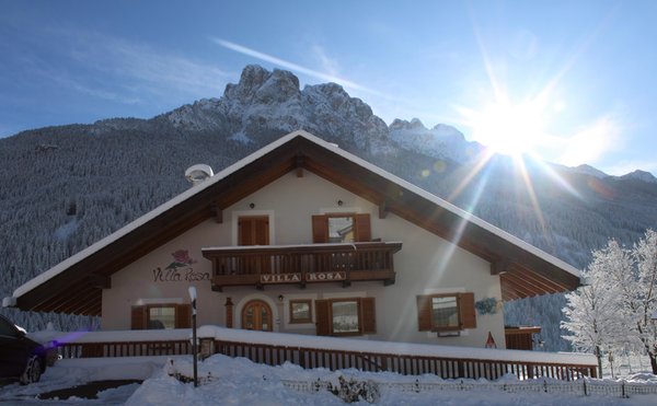 Photo exteriors in winter Villa Rosa