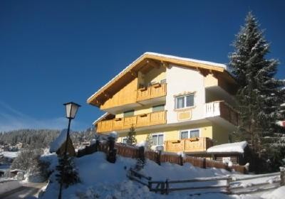 Foto esterno Appartamenti Majon D'Aisciuda