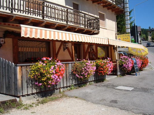 Foto esterno Ristorante Pizzeria Al Crot