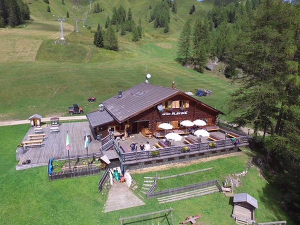 Sommer Präsentationsbild Berghütte Plan Boè