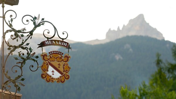 Foto di alcuni dettagli Baita Fraina