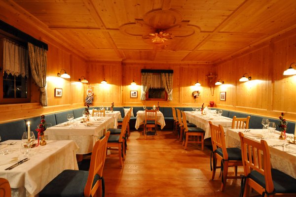 Il ristorante Pozza di Fassa La Stua de Jan