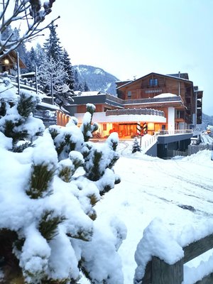 Foto invernale di presentazione Design & Suite Hotel Ciarnadoi