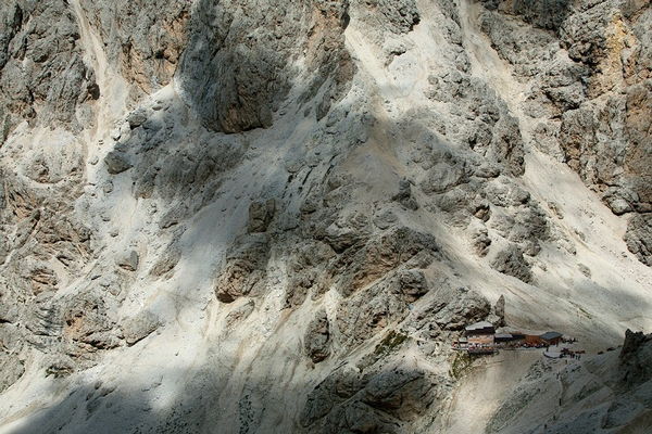 La posizione Rifugio Passo Principe Pozza di Fassa