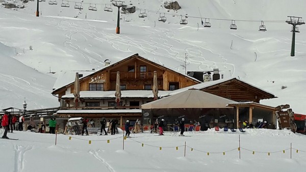 Foto esterno Rifugio Salei