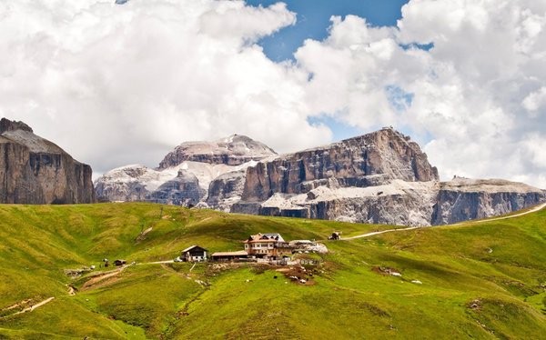 Panoramic view Campitello di Fassa