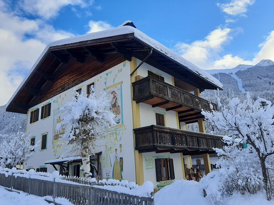 Foto esterno Appartamenti Ciasa Enrosadira