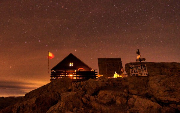 Position Mountain hut with rooms Capanna Piz Fassa Canazei