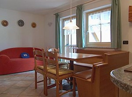 Der Wohnraum El Tobià Mountain Apartments