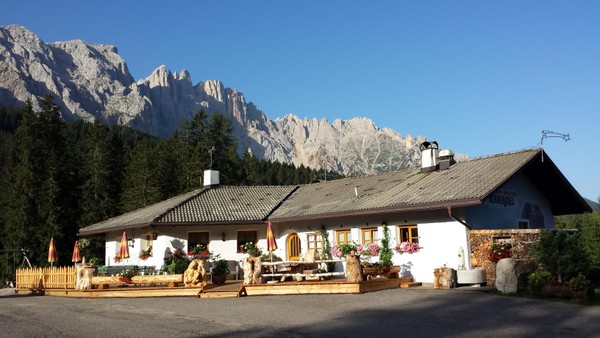 Foto esterno Ristorante Pizzeria Hennenstall
