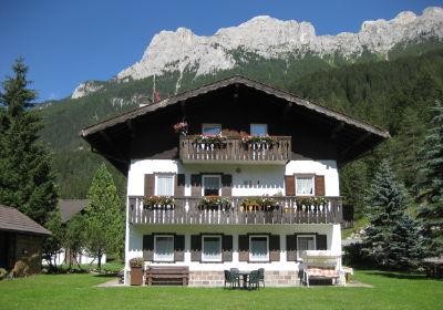 Photo exteriors Apartments Pederiva Ruggero