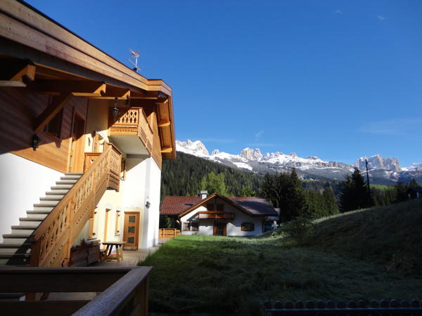 Foto esterno in estate Ciasa Ciampac