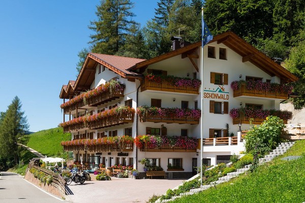 Foto esterno Ristorante Schönwald