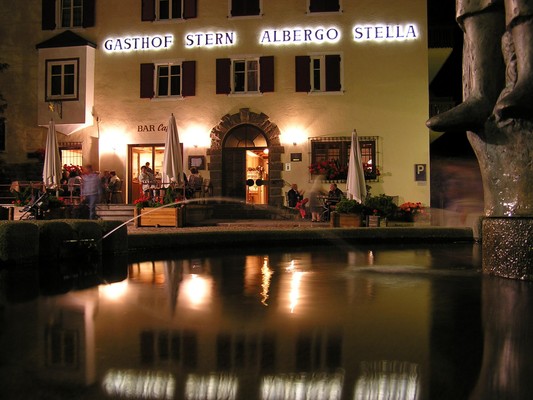 Foto esterno Ristorante Stern