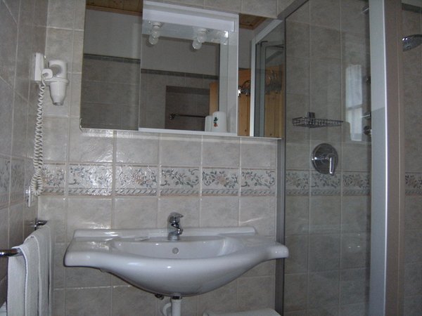 Foto del bagno Appartamenti Ciasa Stoffie