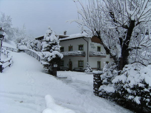 Foto esterno in inverno Ciasa Stoffie