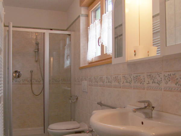 Foto del bagno Appartamenti Ciasa Stoffie