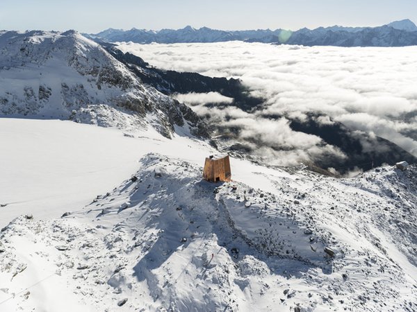 Foto di presentazione Rifugio con camere Al Sasso Nero / Schwarzensteinhütte