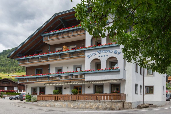 Foto esterno Ristorante Pizzeria Mühlenerhof