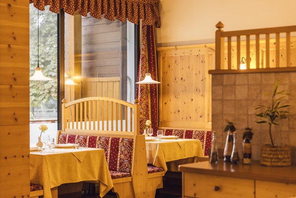 The restaurant San Giovanni / St. Johann (Valle Aurina / Ahrntal) Schachen