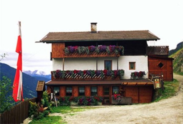Foto Außenansicht B&B + Ferienwohnungen auf dem Bauernhof Oberpursteinhof