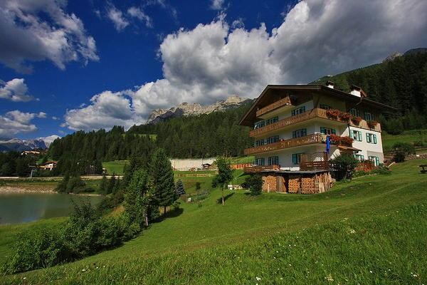 Foto Außenansicht Ferienwohnungen Casa Serena