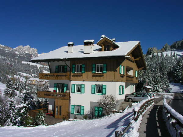 Foto esterno in inverno Casa Serena