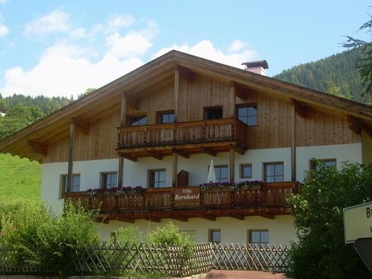 Photo exteriors Apartments Villa Bernhard
